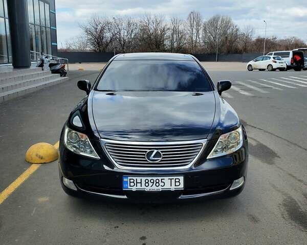 Чорний Лексус ЛС, об'ємом двигуна 4.61 л та пробігом 200 тис. км за 17500 $, фото 1 на Automoto.ua