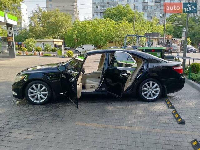 Черный Лексус ЛС, объемом двигателя 4.61 л и пробегом 292 тыс. км за 10500 $, фото 1 на Automoto.ua