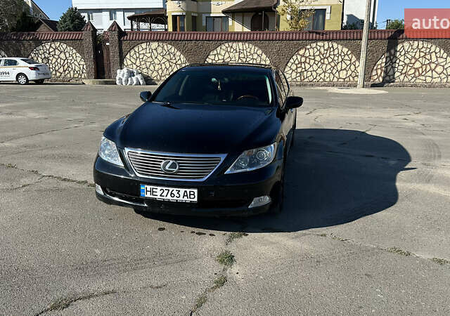 Черный Лексус ЛС, объемом двигателя 4.61 л и пробегом 192 тыс. км за 12000 $, фото 1 на Automoto.ua