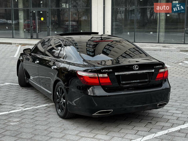 Черный Лексус ЛС, объемом двигателя 4.6 л и пробегом 192 тыс. км за 13500 $, фото 1 на Automoto.ua