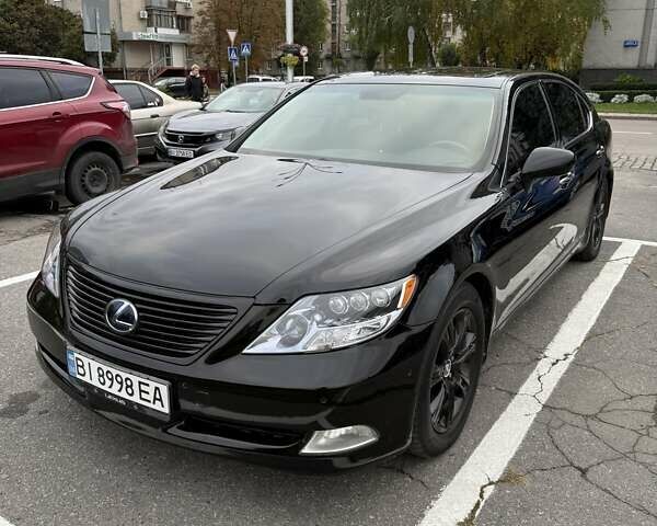 Черный Лексус ЛС, объемом двигателя 4.97 л и пробегом 347 тыс. км за 14500 $, фото 1 на Automoto.ua