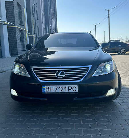 Черный Лексус ЛС, объемом двигателя 4.61 л и пробегом 306 тыс. км за 10700 $, фото 1 на Automoto.ua