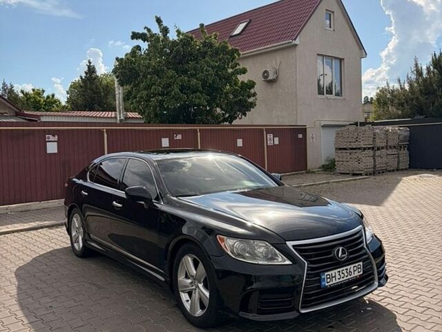 Черный Лексус ЛС, объемом двигателя 4.61 л и пробегом 300 тыс. км за 10500 $, фото 1 на Automoto.ua