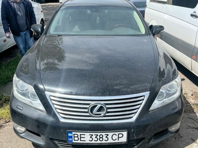 Чорний Лексус ЛС, об'ємом двигуна 4.6 л та пробігом 243 тис. км за 18000 $, фото 1 на Automoto.ua