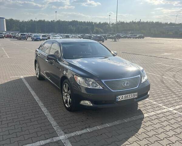 Лексус ЛС, об'ємом двигуна 4.61 л та пробігом 270 тис. км за 10000 $, фото 1 на Automoto.ua