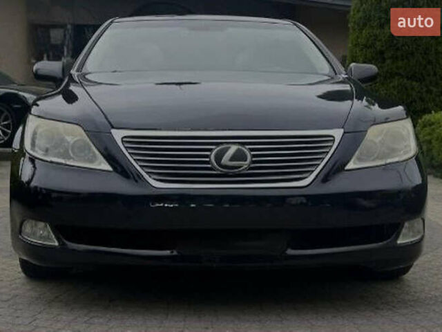 Лексус ЛС, объемом двигателя 4.61 л и пробегом 300 тыс. км за 9000 $, фото 1 на Automoto.ua