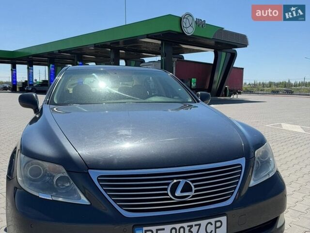 Лексус ЛС, объемом двигателя 4.61 л и пробегом 178 тыс. км за 12000 $, фото 1 на Automoto.ua
