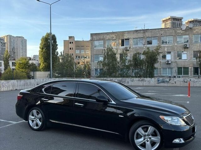 Лексус ЛС, объемом двигателя 4.61 л и пробегом 331 тыс. км за 12500 $, фото 1 на Automoto.ua