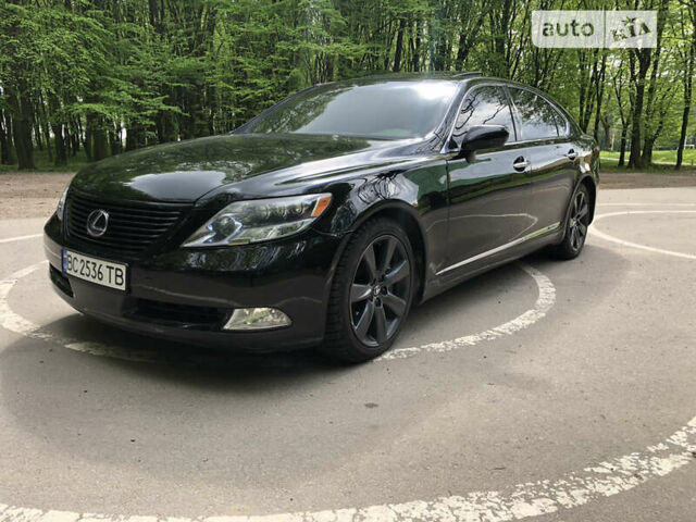 Лексус ЛС, объемом двигателя 4.97 л и пробегом 219 тыс. км за 17700 $, фото 1 на Automoto.ua