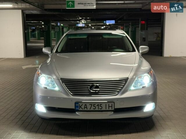 Сірий Лексус ЛС, об'ємом двигуна 4.61 л та пробігом 275 тис. км за 10900 $, фото 1 на Automoto.ua