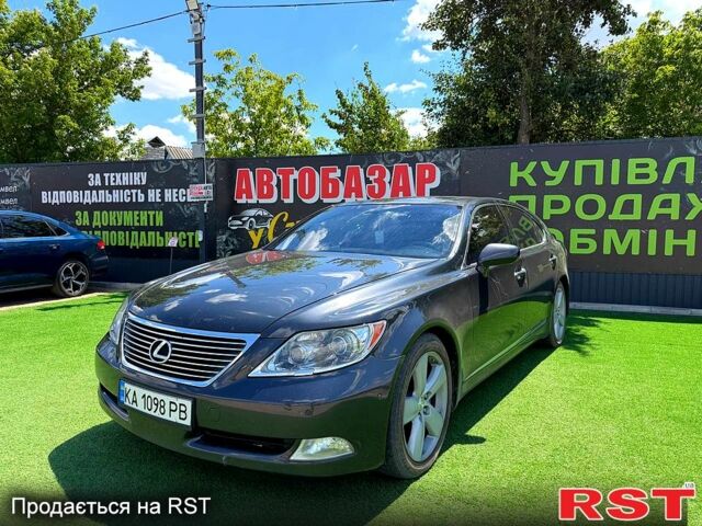 Сірий Лексус ЛС, об'ємом двигуна 4.6 л та пробігом 0 тис. км за 9999 $, фото 1 на Automoto.ua