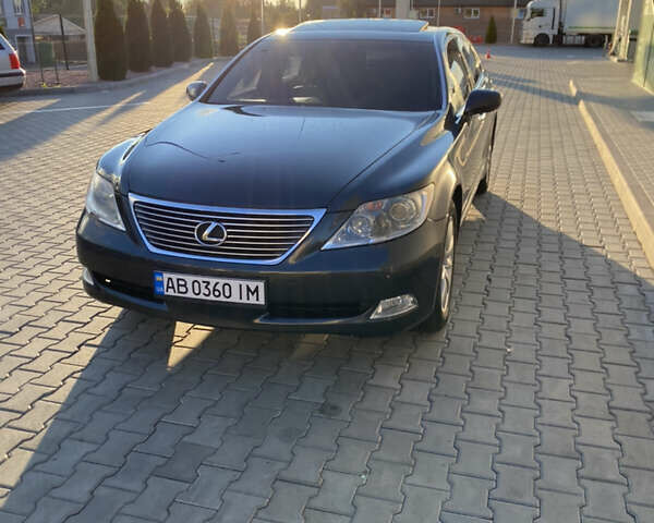 Сірий Лексус ЛС, об'ємом двигуна 4.6 л та пробігом 134 тис. км за 14600 $, фото 1 на Automoto.ua