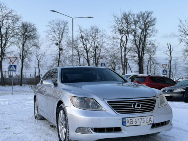 Сірий Лексус ЛС, об'ємом двигуна 4.61 л та пробігом 272 тис. км за 8000 $, фото 1 на Automoto.ua