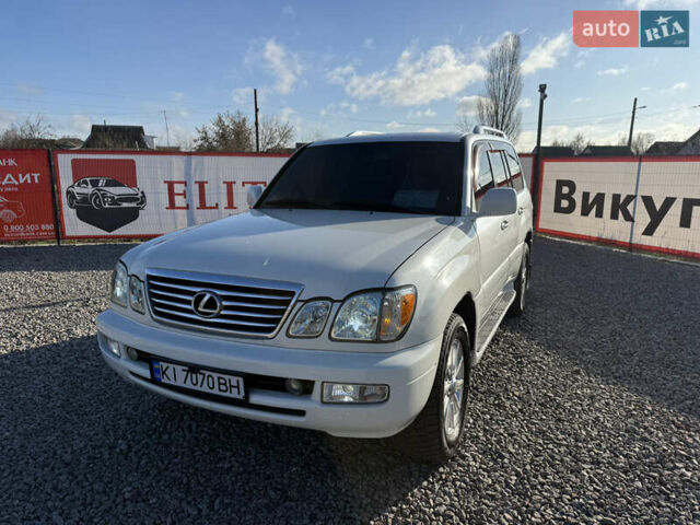 Белый Лексус ЛХ, объемом двигателя 4.66 л и пробегом 275 тыс. км за 15999 $, фото 1 на Automoto.ua