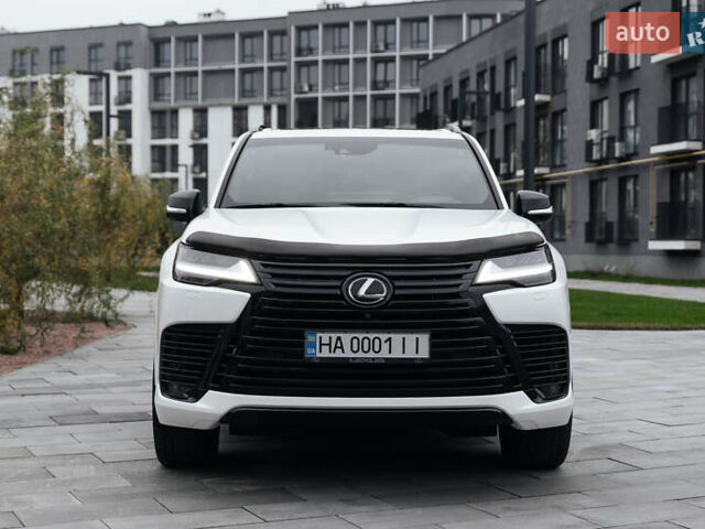 Білий Лексус ЛХ, об'ємом двигуна 3.35 л та пробігом 102 тис. км за 115000 $, фото 1 на Automoto.ua