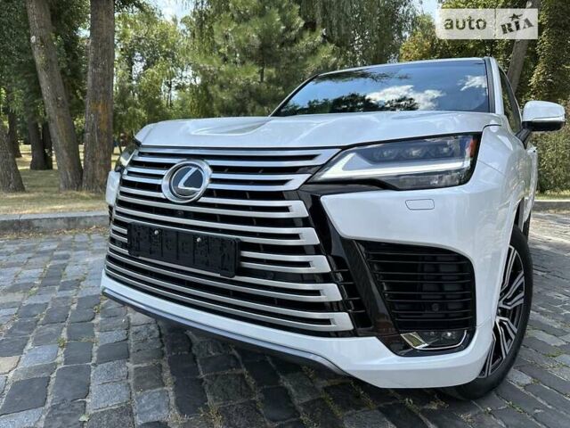Лексус ЛХ 2022 в Киеве на Automoto.ua Белый Лексус ЛХ, объемом двигателя 3.45 л и пробегом 1 тыс. км за 124999 $, фото 1 на Automoto.ua