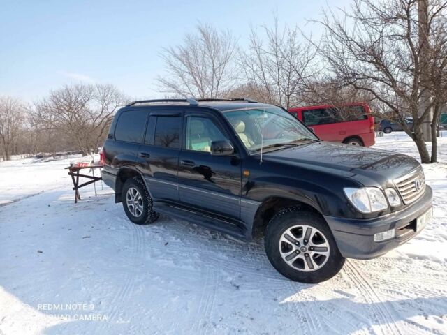 Чорний Лексус ЛХ, об'ємом двигуна 4.7 л та пробігом 350 тис. км за 0 $, фото 1 на Automoto.ua