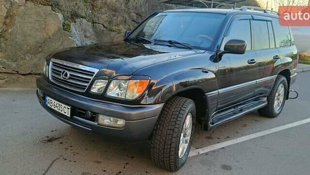 Черный Лексус ЛХ, объемом двигателя 4.7 л и пробегом 440 тыс. км за 10500 $, фото 1 на Automoto.ua