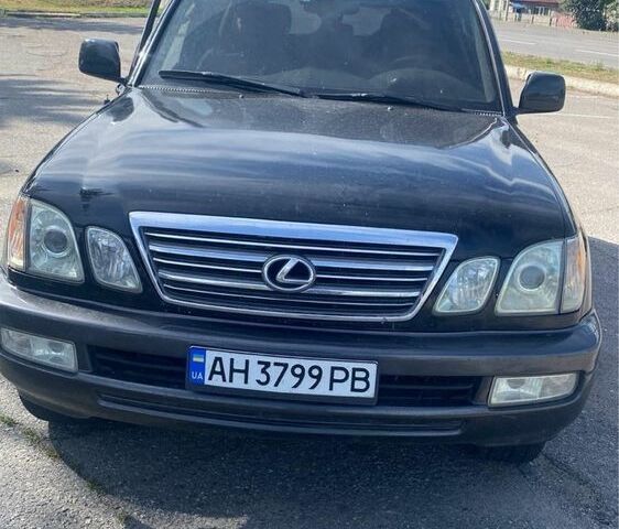 Черный Лексус ЛХ, объемом двигателя 4.7 л и пробегом 230 тыс. км за 10700 $, фото 1 на Automoto.ua