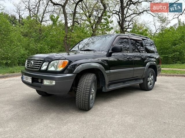 Черный Лексус ЛХ, объемом двигателя 4.66 л и пробегом 312 тыс. км за 17500 $, фото 1 на Automoto.ua