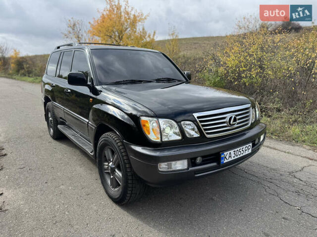 Черный Лексус ЛХ, объемом двигателя 4.66 л и пробегом 281 тыс. км за 14800 $, фото 1 на Automoto.ua