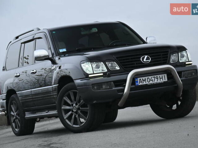 Черный Лексус ЛХ, объемом двигателя 4.66 л и пробегом 258 тыс. км за 16500 $, фото 1 на Automoto.ua