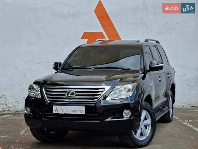 Черный Лексус ЛХ, объемом двигателя 5.66 л и пробегом 462 тыс. км за 21990 $, фото 1 на Automoto.ua