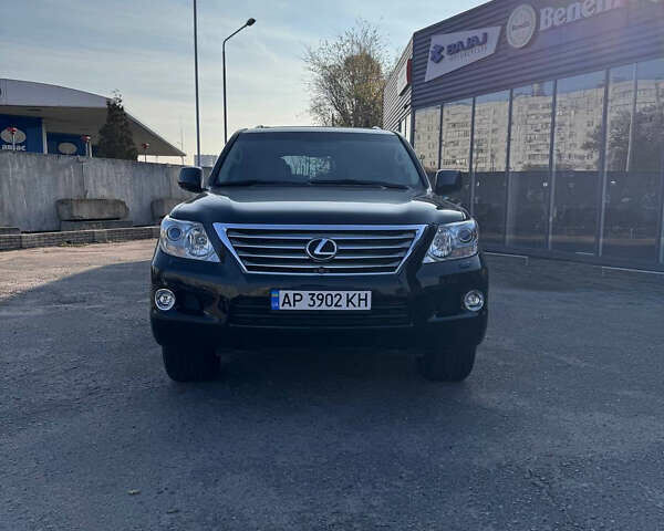 Черный Лексус ЛХ, объемом двигателя 5.66 л и пробегом 200 тыс. км за 25999 $, фото 1 на Automoto.ua
