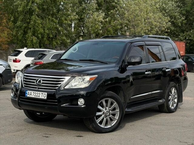Чорний Лексус ЛХ, об'ємом двигуна 5.66 л та пробігом 330 тис. км за 18200 $, фото 1 на Automoto.ua