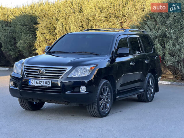 Черный Лексус ЛХ, объемом двигателя 5.7 л и пробегом 260 тыс. км за 25900 $, фото 1 на Automoto.ua