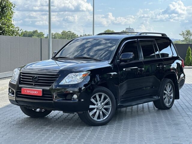 Черный Лексус ЛХ, объемом двигателя 5.7 л и пробегом 160 тыс. км за 26500 $, фото 1 на Automoto.ua