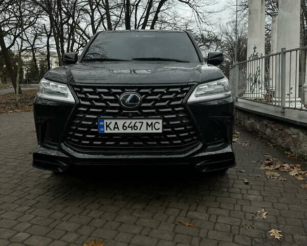 Черный Лексус ЛХ, объемом двигателя 5.7 л и пробегом 188 тыс. км за 43999 $, фото 1 на Automoto.ua