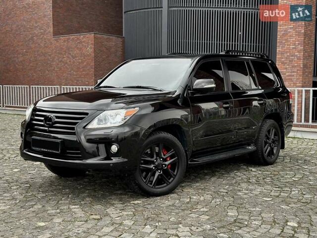 Черный Лексус ЛХ, объемом двигателя 5.66 л и пробегом 79 тыс. км за 42500 $, фото 1 на Automoto.ua