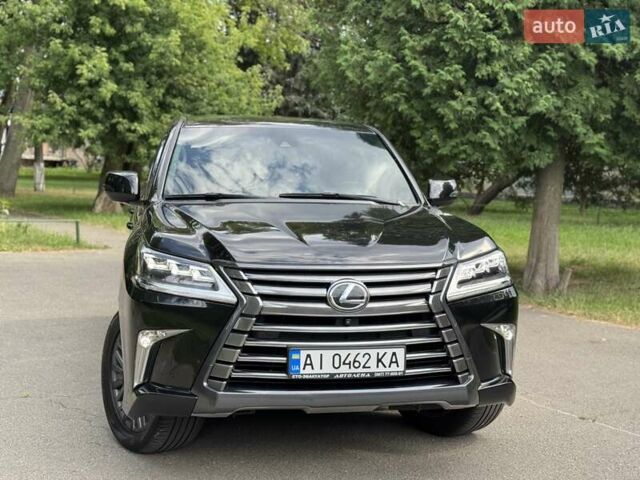 Чорний Лексус ЛХ, об'ємом двигуна 4.46 л та пробігом 200 тис. км за 50500 $, фото 1 на Automoto.ua