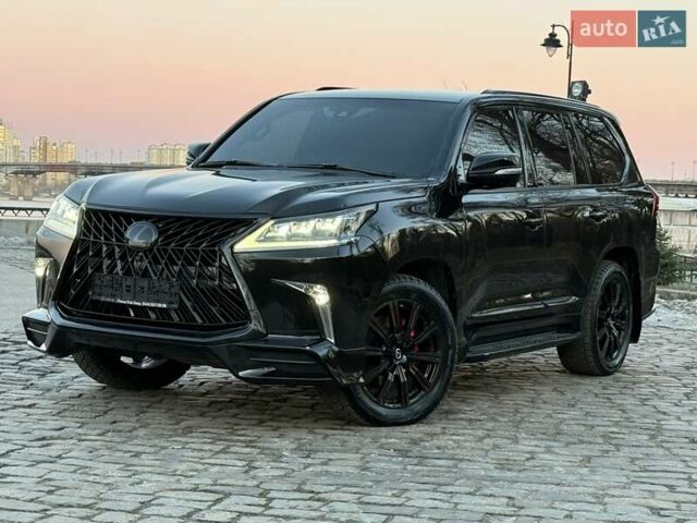 Чорний Лексус ЛХ, об'ємом двигуна 4.46 л та пробігом 126 тис. км за 63000 $, фото 1 на Automoto.ua