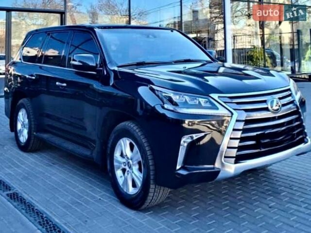 Чорний Лексус ЛХ, об'ємом двигуна 4.46 л та пробігом 62 тис. км за 68500 $, фото 1 на Automoto.ua