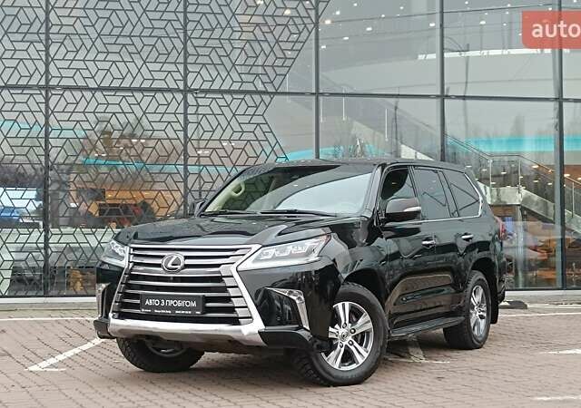 Черный Лексус ЛХ, объемом двигателя 4.46 л и пробегом 126 тыс. км за 85171 $, фото 1 на Automoto.ua