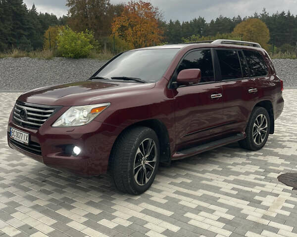 Лексус ЛХ 2011 в Львове на Automoto.ua Красный Лексус ЛХ, объемом двигателя 5.66 л и пробегом 235 тыс. км за 24900 $, фото 1 на Automoto.ua