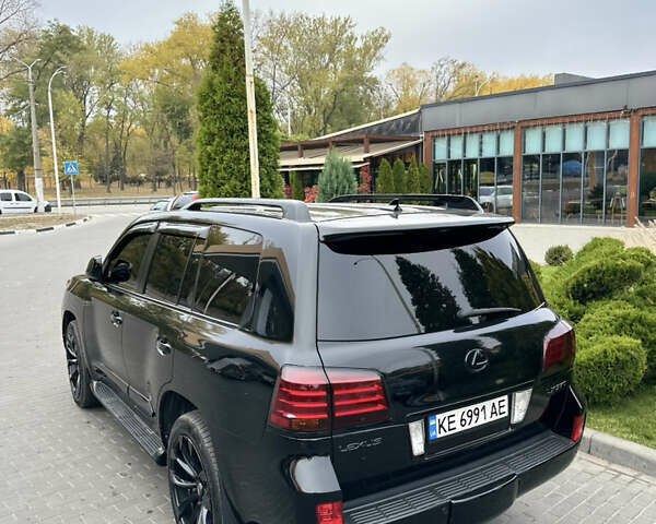 Лексус ЛХ, объемом двигателя 5.66 л и пробегом 218 тыс. км за 24499 $, фото 1 на Automoto.ua