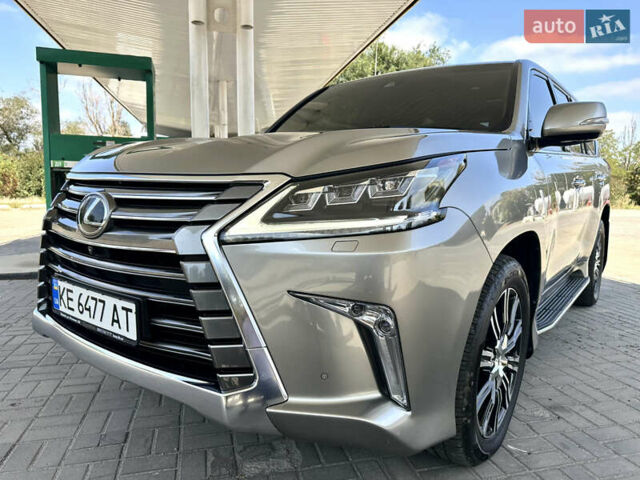 Лексус ЛХ, объемом двигателя 4.46 л и пробегом 110 тыс. км за 63999 $, фото 1 на Automoto.ua