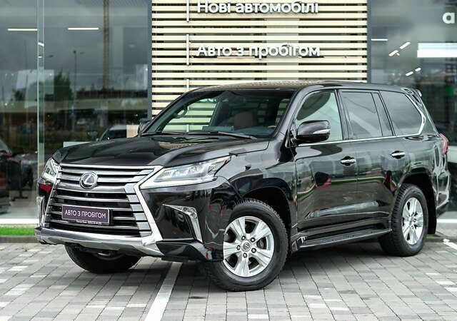 Лексус ЛХ, об'ємом двигуна 4.5 л та пробігом 68 тис. км за 72011 $, фото 1 на Automoto.ua