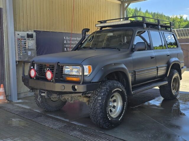 Сірий Лексус ЛХ, об'ємом двигуна 4 л та пробігом 70 тис. км за 21000 $, фото 1 на Automoto.ua