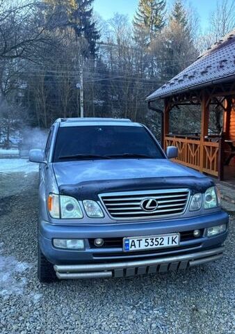 Сірий Лексус ЛХ, об'ємом двигуна 4.7 л та пробігом 350 тис. км за 13500 $, фото 1 на Automoto.ua