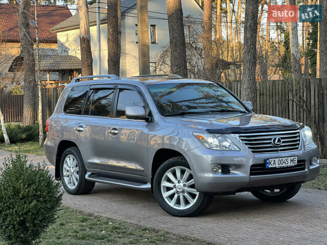 Сірий Лексус ЛХ, об'ємом двигуна 5.7 л та пробігом 285 тис. км за 26700 $, фото 1 на Automoto.ua
