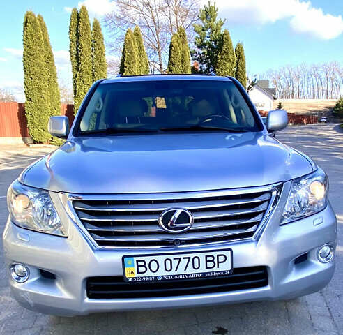 Сірий Лексус ЛХ, об'ємом двигуна 5.66 л та пробігом 162 тис. км за 29800 $, фото 1 на Automoto.ua