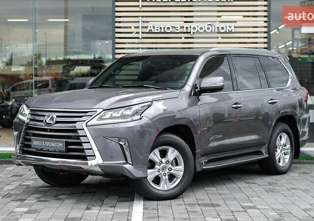 Сірий Лексус ЛХ, об'ємом двигуна 4.46 л та пробігом 139 тис. км за 63284 $, фото 1 на Automoto.ua