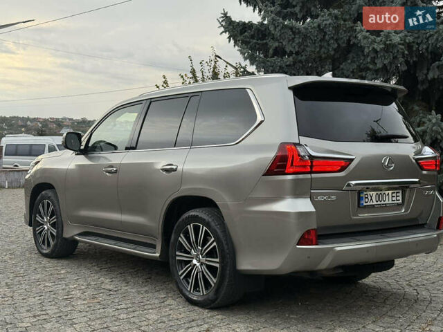 Сірий Лексус ЛХ, об'ємом двигуна 5.66 л та пробігом 66 тис. км за 76000 $, фото 1 на Automoto.ua