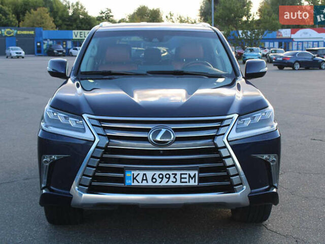 Синий Лексус ЛХ, объемом двигателя 4.46 л и пробегом 226 тыс. км за 68000 $, фото 1 на Automoto.ua