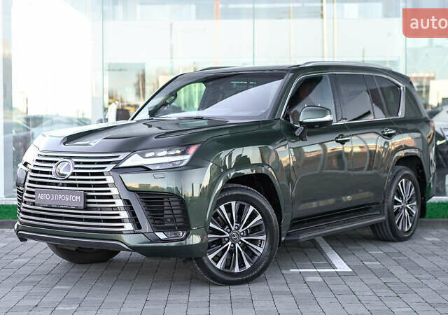 Зеленый Лексус ЛХ, объемом двигателя 3.35 л и пробегом 137 тыс. км за 90320 $, фото 1 на Automoto.ua