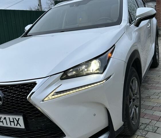 Білий Лексус НХ, об'ємом двигуна 2 л та пробігом 1 тис. км за 21400 $, фото 1 на Automoto.ua